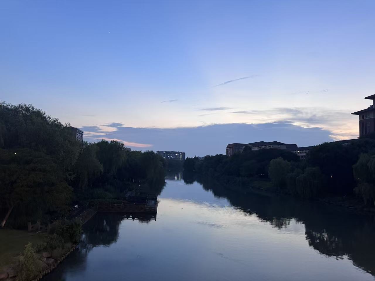 本地图片